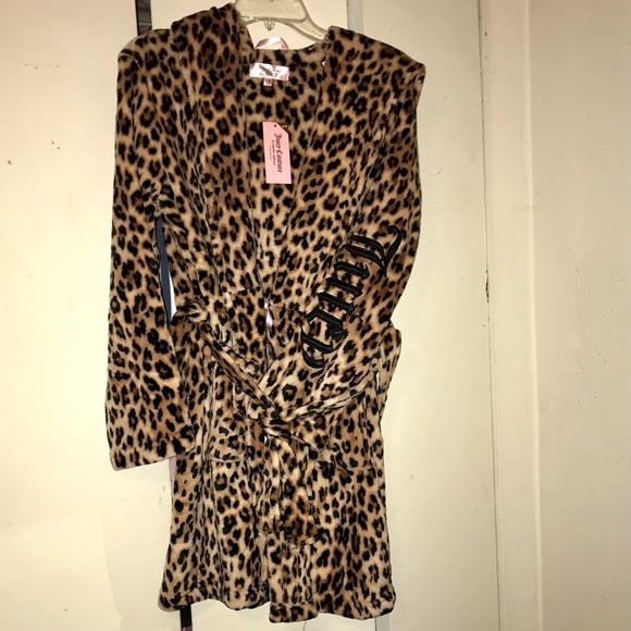 Juicy Couture Other - JUICY COUTURE Hooded Robe